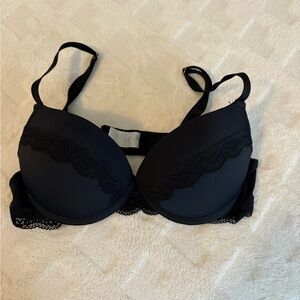 Black lace bra